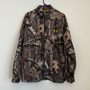 COPY - Under armor, camouflage shell jacket. Excellent condition. Size XL.